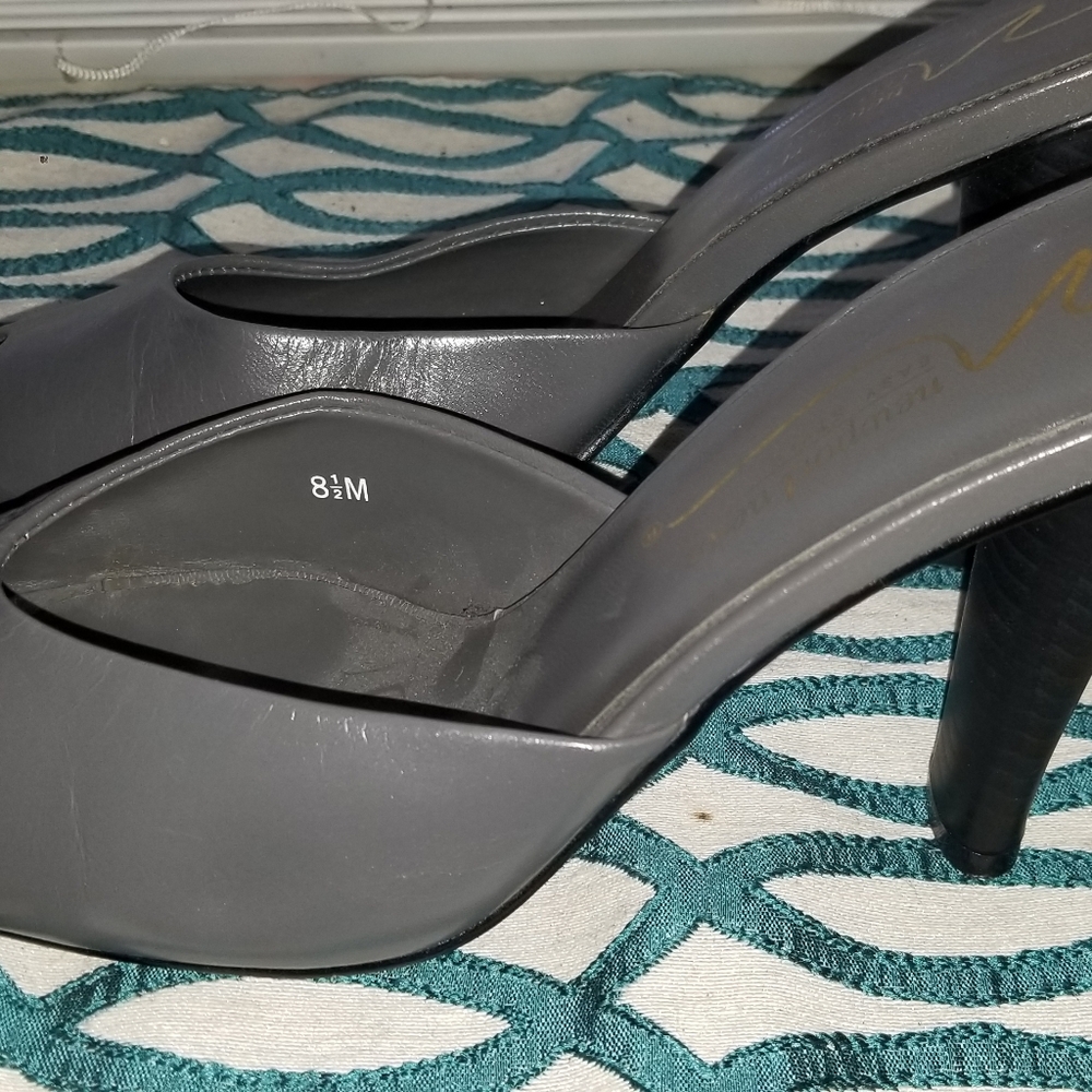 Woman's gorgeous slip on backless Gray heels